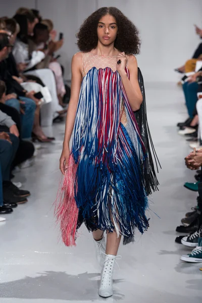 Look 75